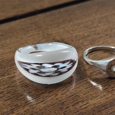 (4) Fashion Rings
