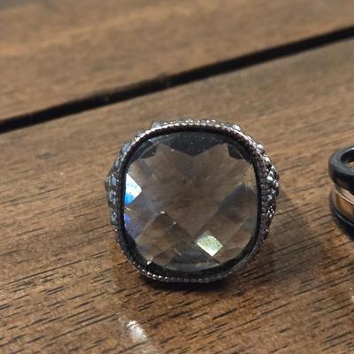 (3) Fashion Rings