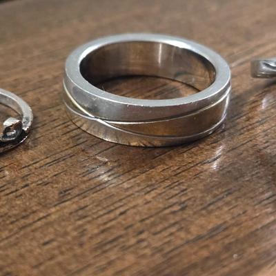 (3) Fashion Rings