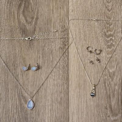 (2) Necklace & Earrings Sets