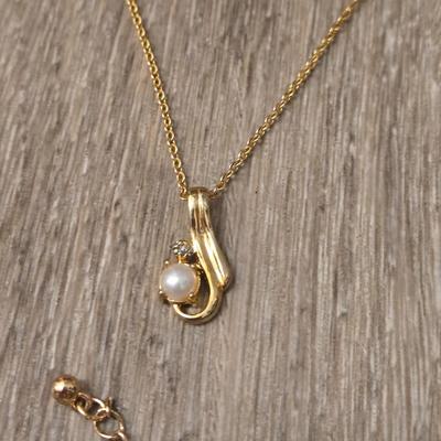 (3) Gold Tone Necklaces