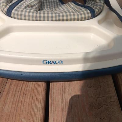TODDLER DOOR JAMB BOUNCER AND PORTABLE BOOSTER/HIGH CHAIR