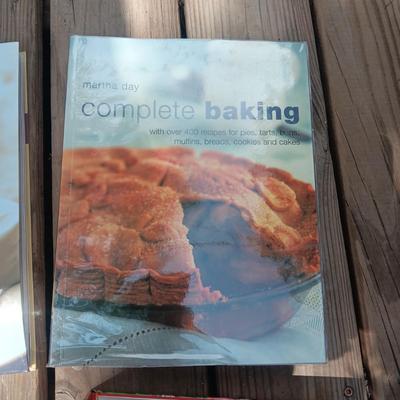5 LARGE COOKBOOKS