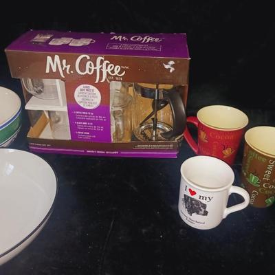 MR COFFEE 6 PC COFFEE PRESS SET, 2 SERVING BOWLS AND MUGS