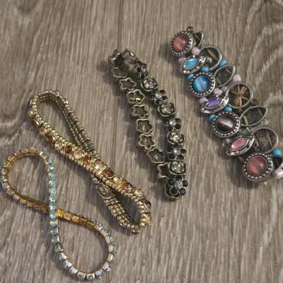 Stretchable Bracelets