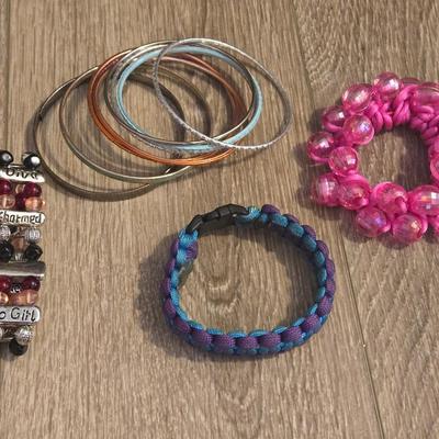 Mixed Bracelet Lot