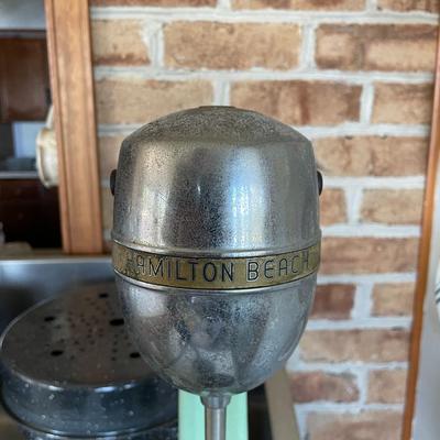 Lot of Vintage Kitchen Items