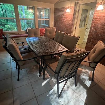 Patio Table & Eight Chairs (SR-RG)