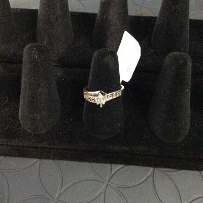10 karat Gold diamond (Size 7)