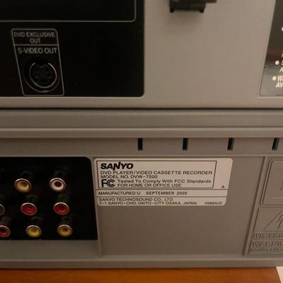 Four Sanyo DVD & VCRs (B3-MG)