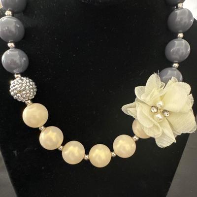Shabby chic, really cute chunky gray ivory pearl necklace