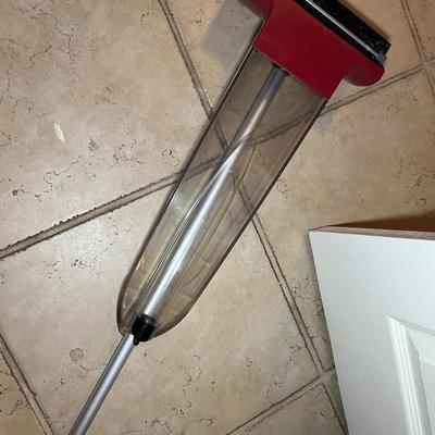 Ewbank Carpet/Rug Shampooer Plus More Household Cleaning Tools & Supplies (L-RG)