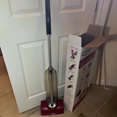 Ewbank Carpet/Rug Shampooer Plus More Household Cleaning Tools & Supplies (L-RG)