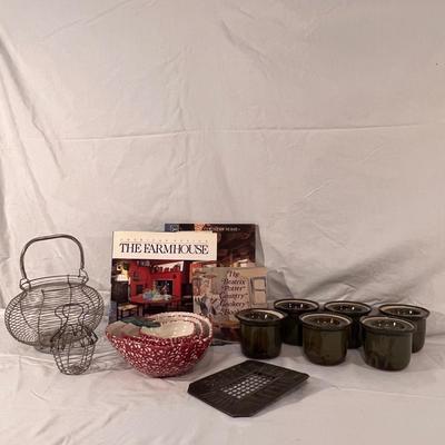 Farmhouse Books, Stoneware and Decor (K-DZ)