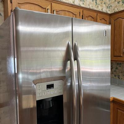 GE ~ Profile ~ Stainless Steel Side By Side Beer Fridge ~ *Read Details