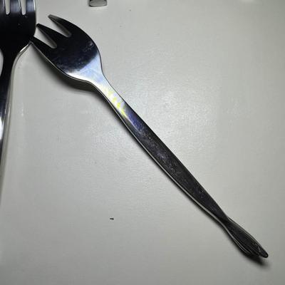 Assortment of Dessert Flatware (L-RG)