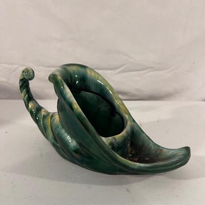 Ceramic Planters and Accessories (G-DZ)