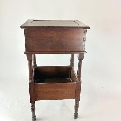 1128 Antique Mahogany Sewing Table with Lifttop