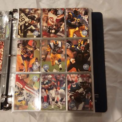 Topps 1991 Pro Set Platinum Football Cards in Binder (BDB-JS)