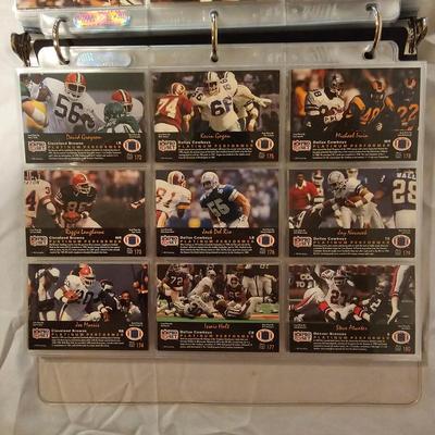 Topps 1991 Pro Set Platinum Football Cards in Binder (BDB-JS)