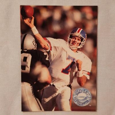 Topps 1991 Pro Set Platinum Football Cards in Binder (BDB-JS)