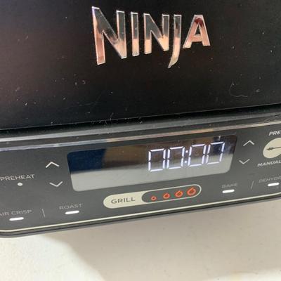 Ninja Food Smart Grill - Model LG 450CO 15 - Like New