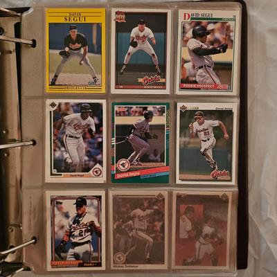Baltimore Orioles 1990, 1991 Baseball Cards in Binder (BDB-JS)