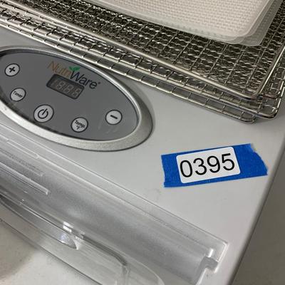 Like New NutnWare Food Dehydrator Model NFD-815D