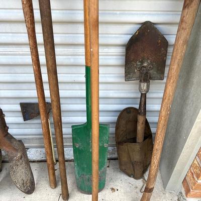 Lot of 20 Outdoor Tools