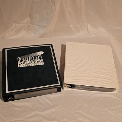 Washington Redskins Football Cards in Two Binders (BDB-JS)