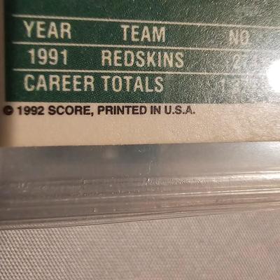 Washington Redskins Football Cards in Two Binders (BDB-JS)