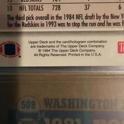 Washington Redskins Football Cards in Two Binders (BDB-JS)