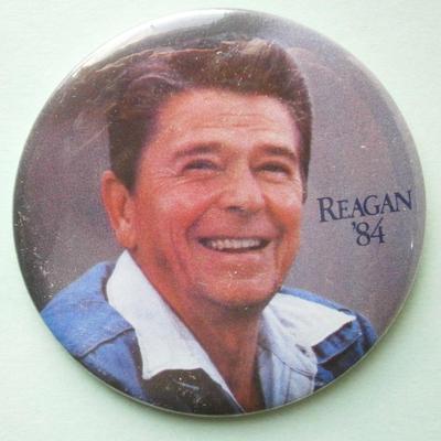 Vintage Large Reagan 84 Pinback Button
