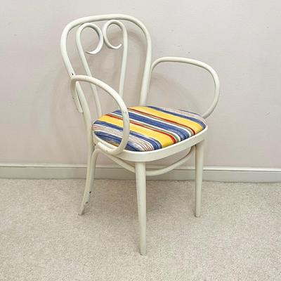 Vtg. Thonet Style Sweetheart Chairs ~ Set Of Four (4)