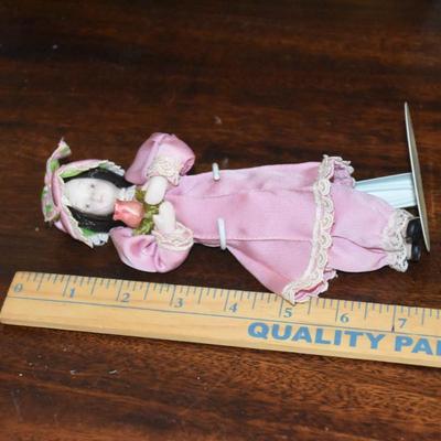 Pink Bonnet