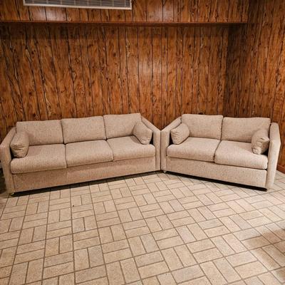 Sealy Queen Size Sleeper Sofa & Matching Loveseat (BDF-JS)