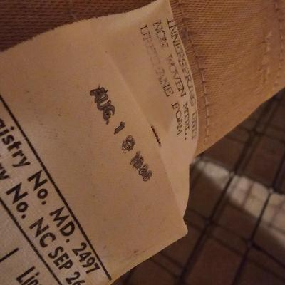Sealy Queen Size Sleeper Sofa & Matching Loveseat (BDF-JS)
