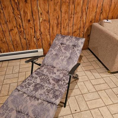 Martha Stewart Padded Lounger & Side Chair (BDF-JS)