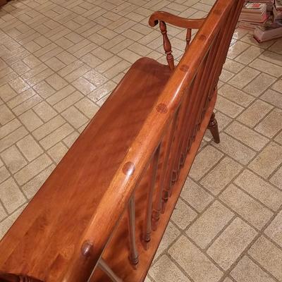 Hitchcock Oak Colonial Spindle Back Bench (BDF-JS)