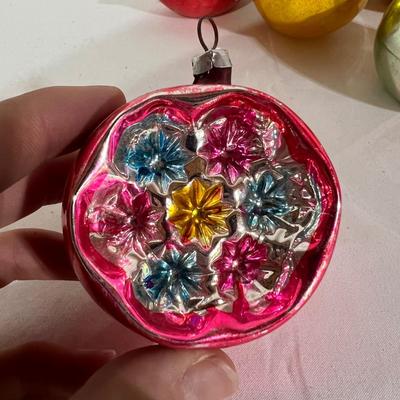 Shiny Brite Ornaments and More (B2-DZ)