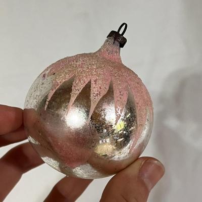 Shiny Brite Ornaments and More (B2-DZ)