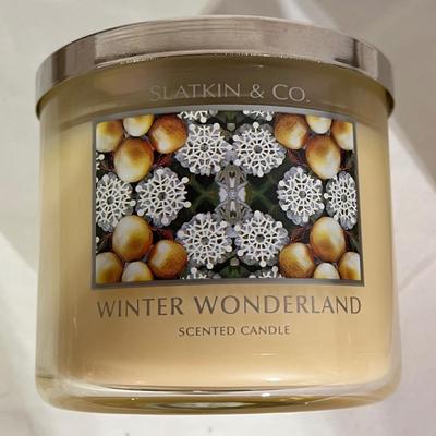 Christmas Candles and Accessories (B2-DZ)