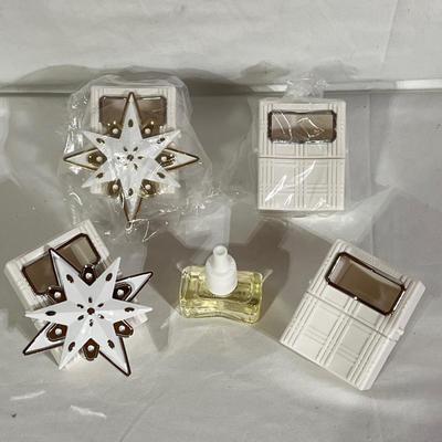 Christmas Candles and Accessories (B2-DZ)