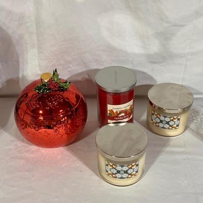 Christmas Candles and Accessories (B2-DZ)