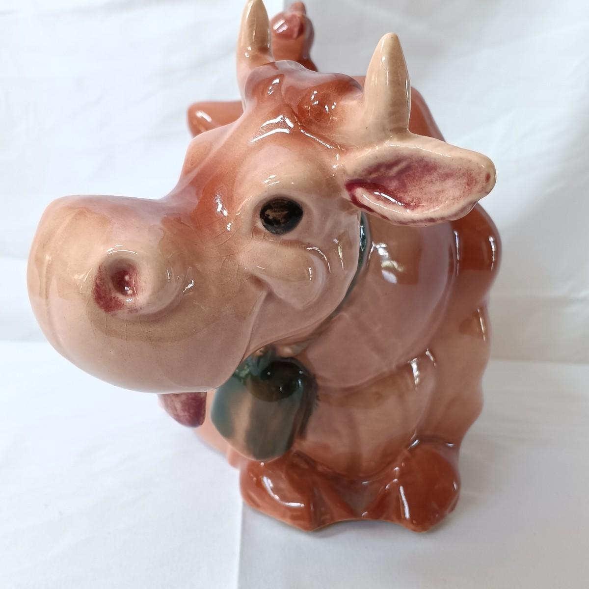 LOT 129: Vintage Brush McCoy Brown Cow with Winking Cat Cookie Jar ...