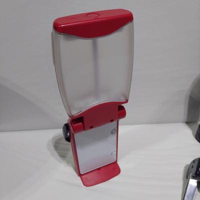 Maglite, Tenergy Multifunction Emergency Radio and More (G-BBL)