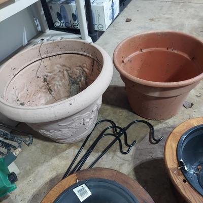 Outdoor Pots, Hanging Coconut Baskets and more (G-BBL)
