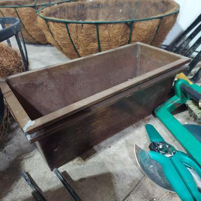 Outdoor Pots, Hanging Coconut Baskets and more (G-BBL)