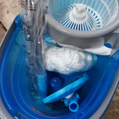 Shark, Libman and more Cleaning supplies (G-BBL)