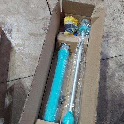Shark, Libman and more Cleaning supplies (G-BBL)